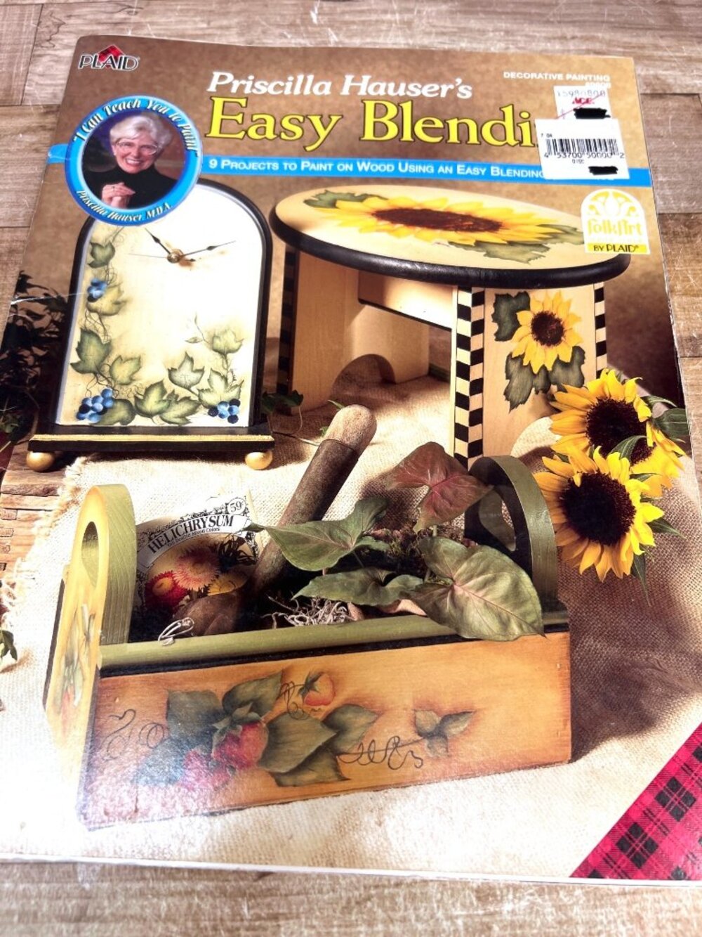 Priscilla Hausers Easy Blending FolkArt Painting Guide Plaid Decorative Techniqu